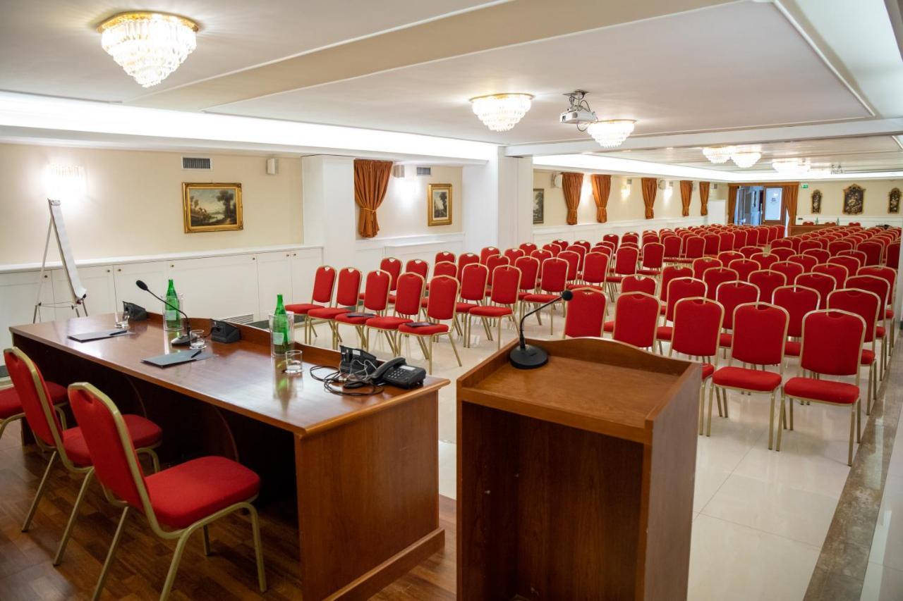 Bel Sito Hotel Due Torri Manocalzati Экстерьер фото