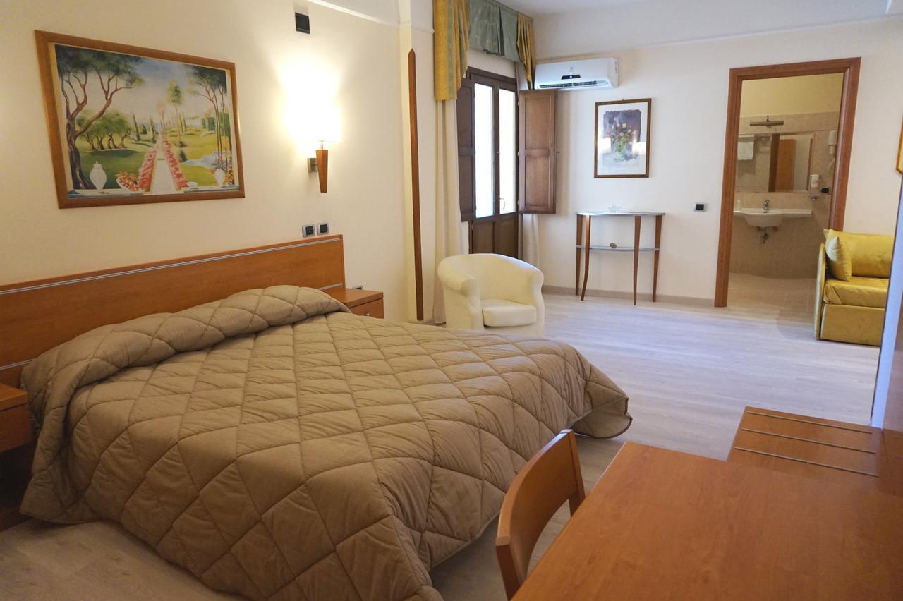 Bel Sito Hotel Due Torri Manocalzati Экстерьер фото