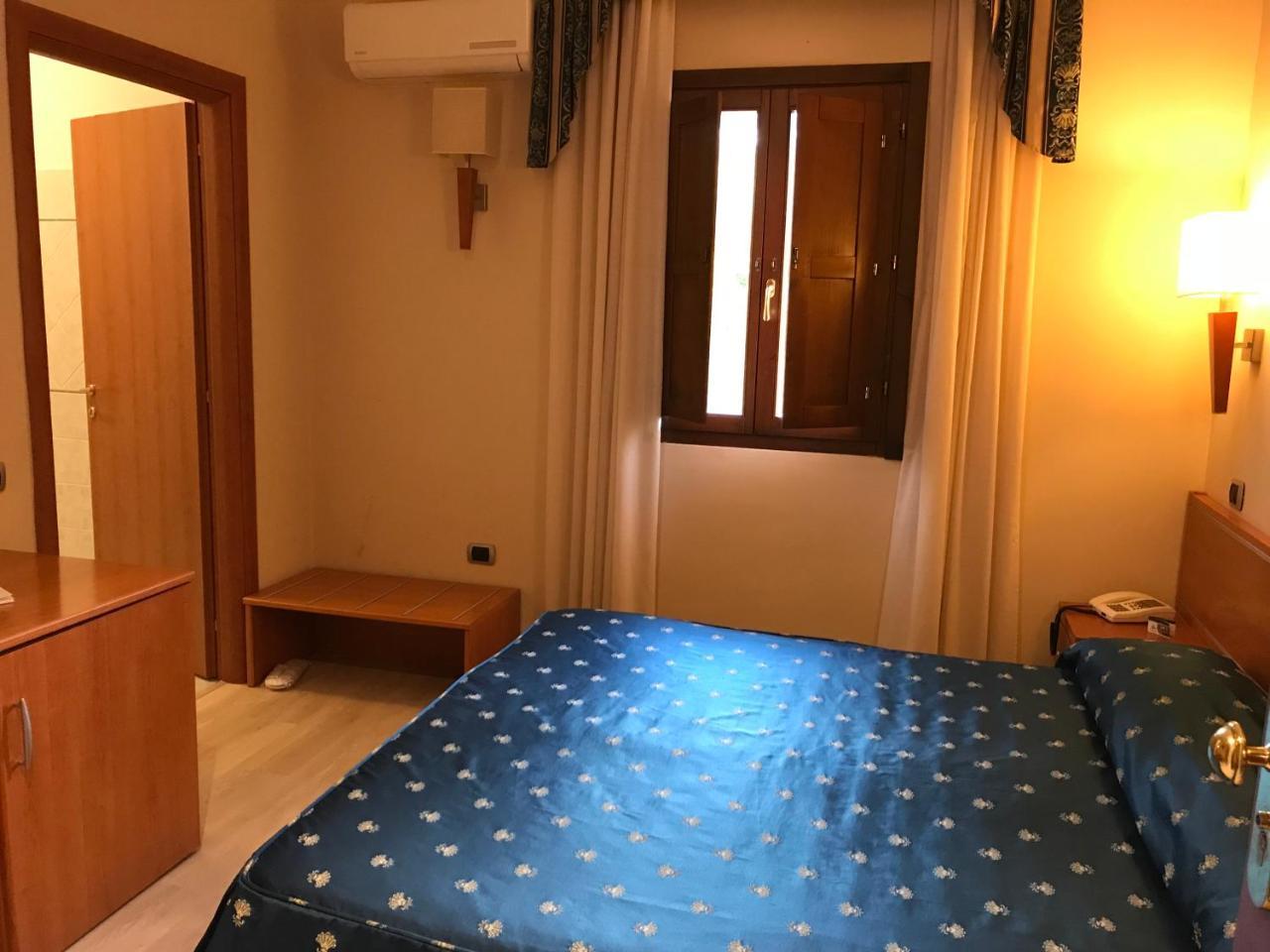 Bel Sito Hotel Due Torri Manocalzati Экстерьер фото