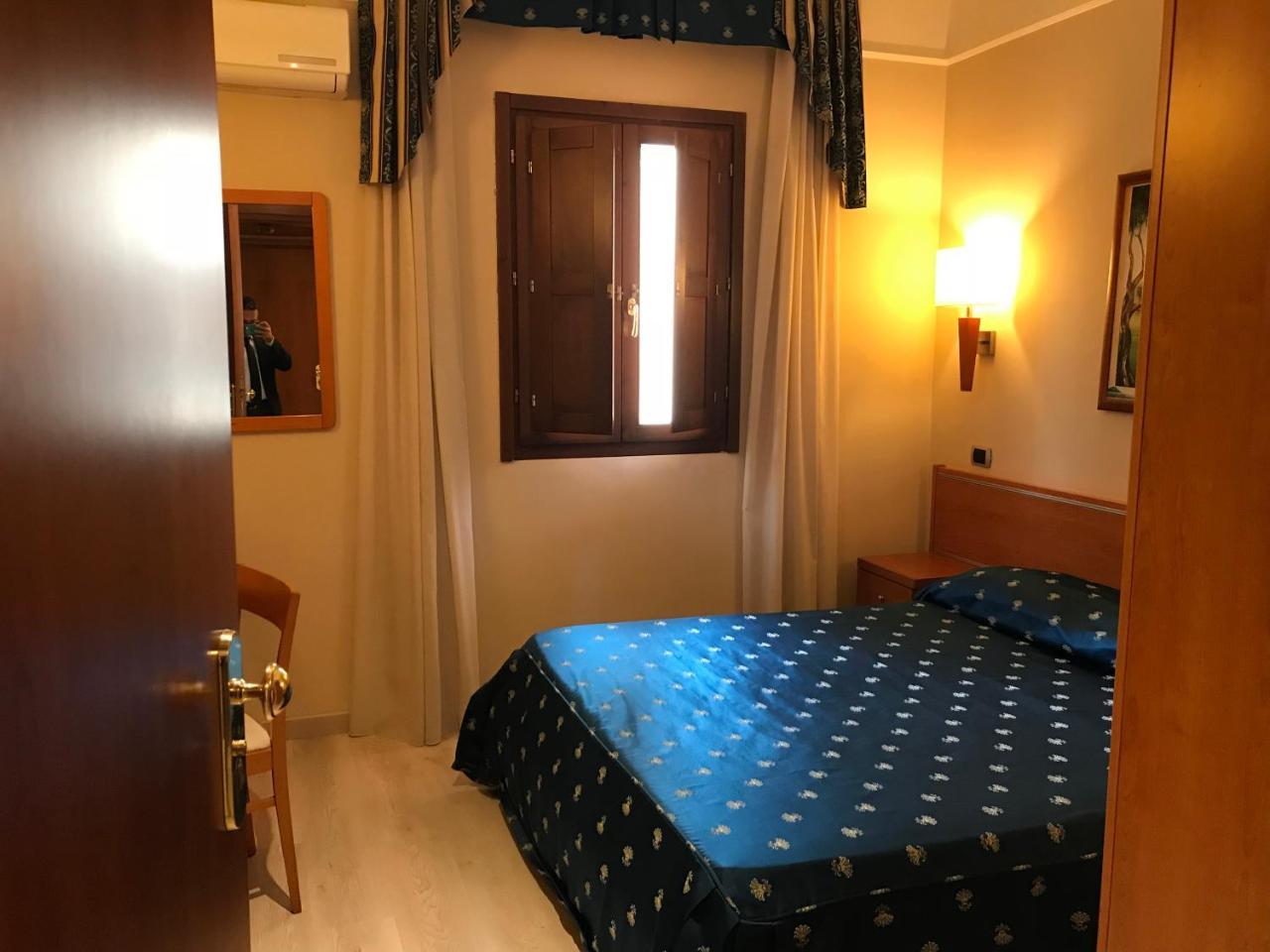 Bel Sito Hotel Due Torri Manocalzati Экстерьер фото